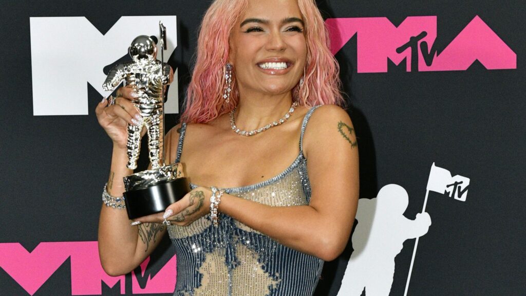 Karol G Cautiva Al Mundo Con Su Actuaci N En Los Mtv Video Music Awards